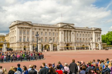 Buckingham Sarayı, Londra Muhafız töreninde