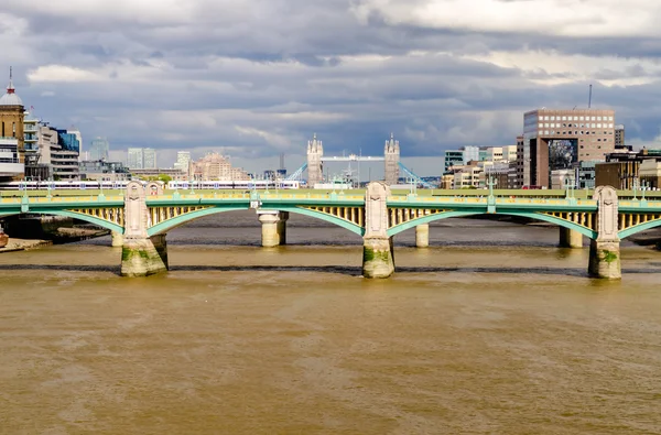 London Cityscape with Tower Bridge over Southwark Bridge — Stock Photo, Image