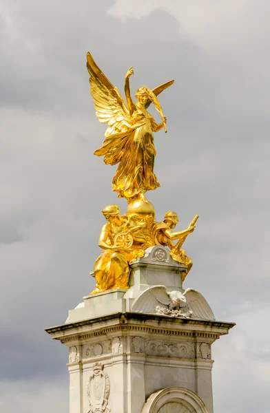 버킹엄 궁전, 런던 빅토리아 기념관 — 스톡 사진