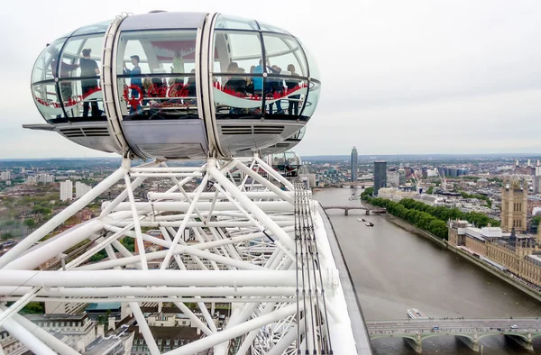 Het london eye panoramisch wiel — Stockfoto