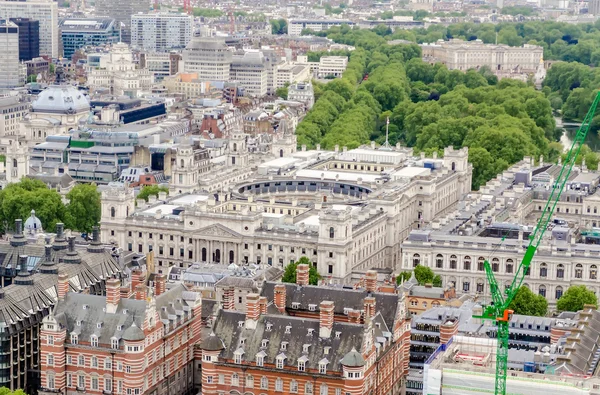 Widok z lotu ptaka z urząd skarbowy i celny budynku w Londynie — Zdjęcie stockowe