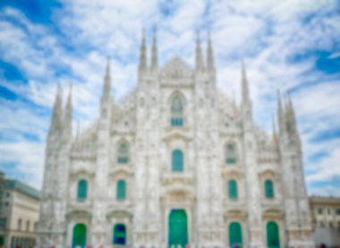 Milano Katedrali'ne, ufuk arka plan.