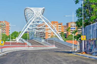 Garbatella'nın Köprüsü Ostiense bölgesinde, Roma