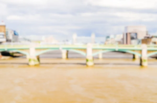 Defocused bakgrund i London och floden Thames — Stockfoto