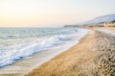 Bir Akdeniz sahil İtalya ile ufuk arka plan