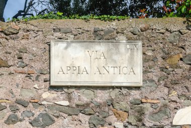Antik Appian yolu işaret Roma, İtalya
