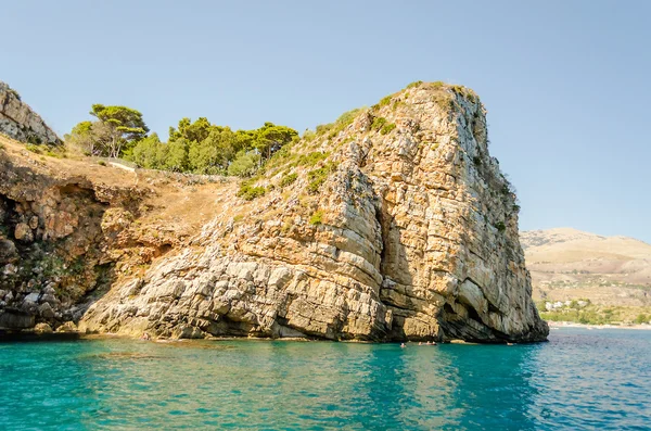 Divoké krásné pobřeží v Zingaro přírodní rezervace, Sicílie — Stock fotografie