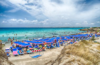 Gelibolu: Salento Punta della Suina'nın plaj. Apulia.