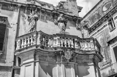 Propylaea, Lecce, İtalya katedral Meydanı ana ağ geçidi
