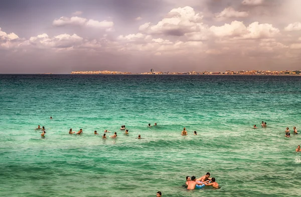 Playa de Punta della Suina cerca de Gallipoli en Salento. Apulia . — Foto de Stock