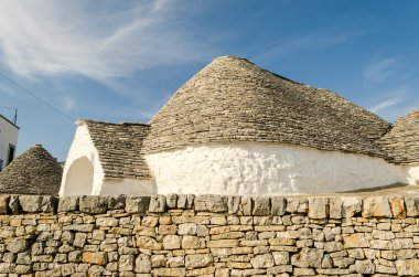 Tipik trulli binalar Alberobello, Apulia, İtalya