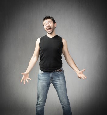 ifadeler çığlık atan adam