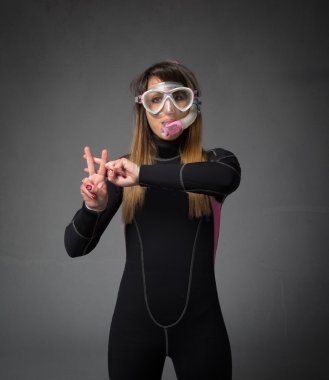 Dalgıç hashtag hareketleri