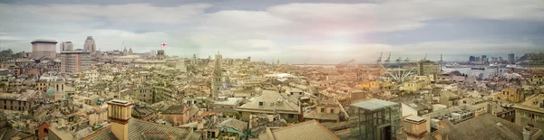 Genova, skyline della città ligure — Foto Stock