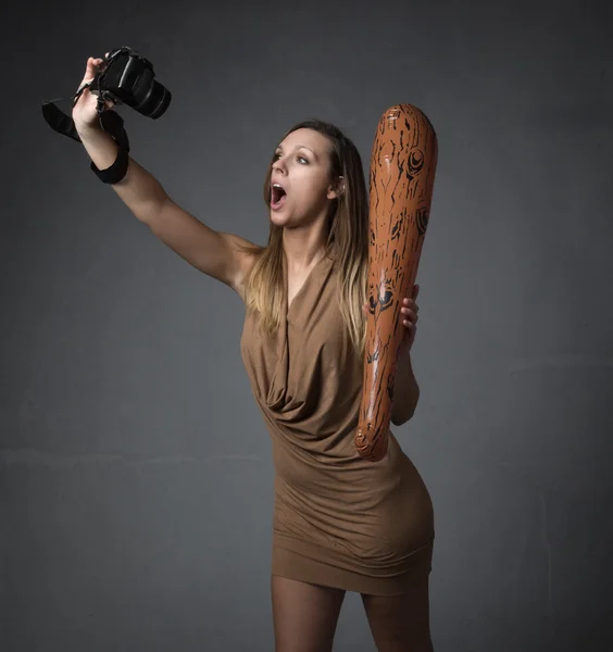 Femmina scattare foto selfie — Foto Stock