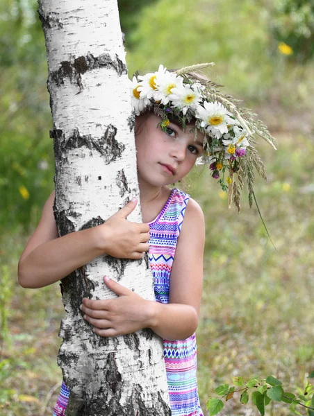 Girl at a birch — Stock Photo, Image