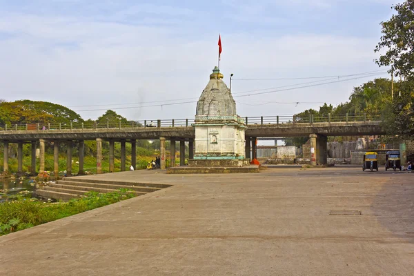 Pequeno templo shiva — Fotografia de Stock