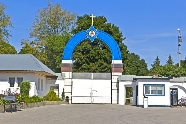 Poort van het klooster — Stockfoto