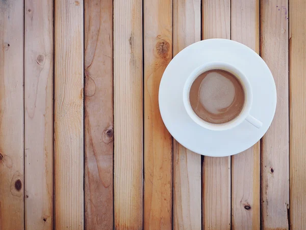 Café com fundo de madeira — Fotografia de Stock