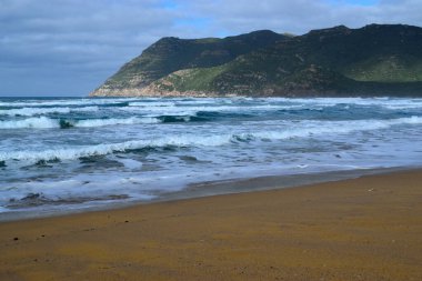 Porto Ferro plajı manzarası