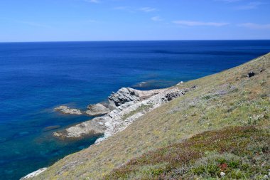 Capo li Fureddi 'den Nurra sahili manzarası