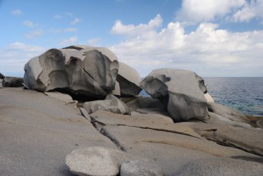 Punta Marmorata kıyısında.