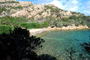 Cala Cardinalino plajı.