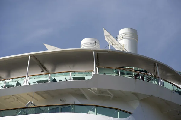 Балконы на судне — стоковое фото