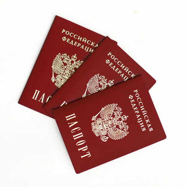 Pasaporte ruso sobre fondo blanco —  Fotos de Stock