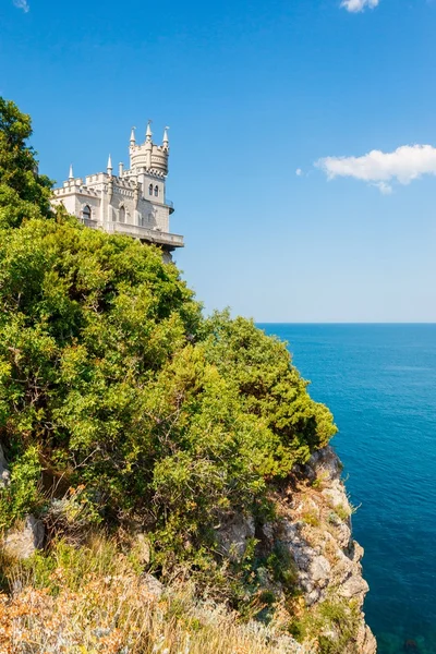 A jól ismert vár fecske fészek közelében Yalta — Stock Fotó