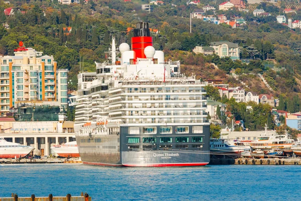Yalta, ukraine - oktober 7. — Stockfoto