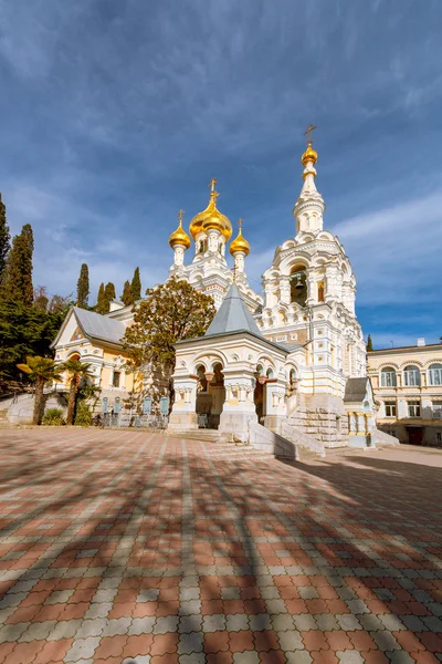 Alexander-Nevsky-orthodoxe Kirche in Jalta. — Stockfoto