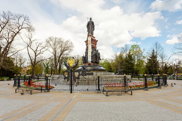 Krasnodar, um monumento à Imperatriz Catarina II — Fotografia de Stock