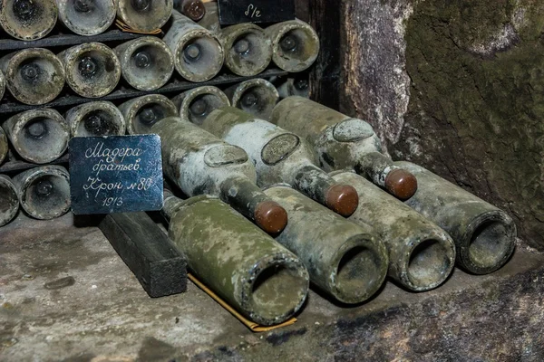 Textur des steinernen Handgepäcks, überwachsen — Stockfoto