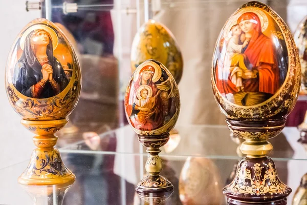 Yalta, Ukrayna - 16 Mayıs: Sanat Sergisi sanatçı olarak