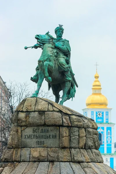 Denkmal des berühmten ukrainischen Hetman — Stockfoto