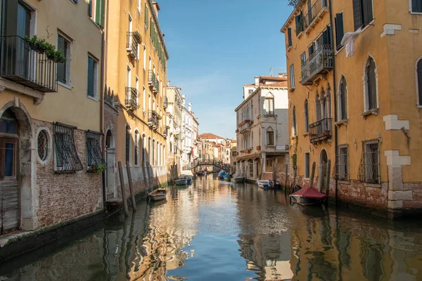 Cidade Veneza Com Suas Paisagens Características Com Canais Pontes Becos — Fotografia de Stock