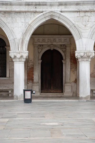 杜吉宫 历史上是意大利威尼斯市杜吉宫的所在地 — 图库照片