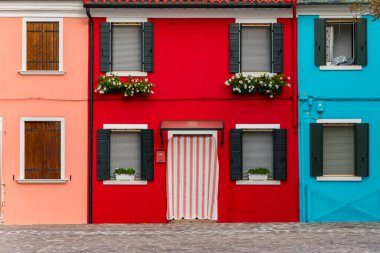 Burano adası, rengarenk evler, Venedik lagünü, İtalya, Avrupa