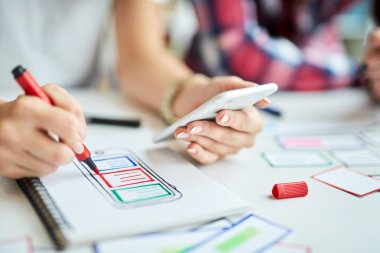 Mobil app prototip oluşturma Tasarımcısı