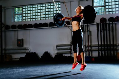 Kadın eğitim kapmak