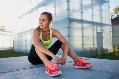 Kadın atlet molası