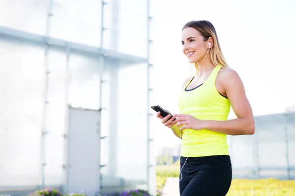 Happy female runner — Stock Photo, Image