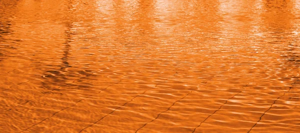 Blue water in pool — Stock Photo, Image