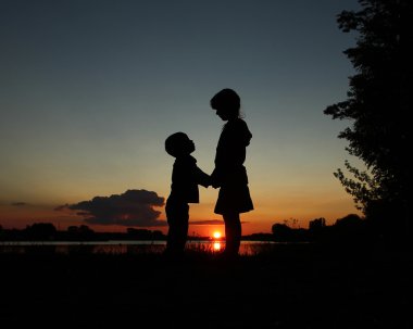 mutlu çocuk silhouettes 