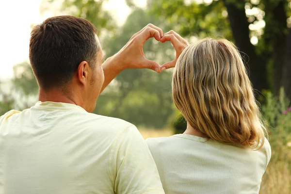 Zeer mooie paar verliefd — Stockfoto