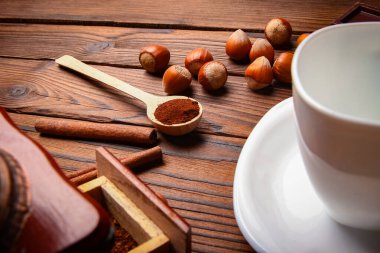 Kahve öğütücüsü ve kahve fonu