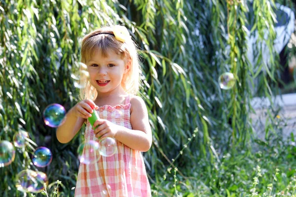 Happy Child Blowing Bubbles Nature Park — Stock Photo, Image