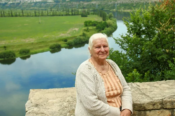 Old Woman River Dreams Recollects Life — Stock Photo, Image
