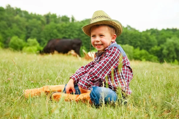 Bebê Feliz Cowboy Natureza — Fotografia de Stock